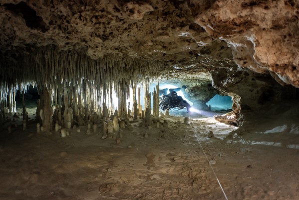 CCR Cave Diver