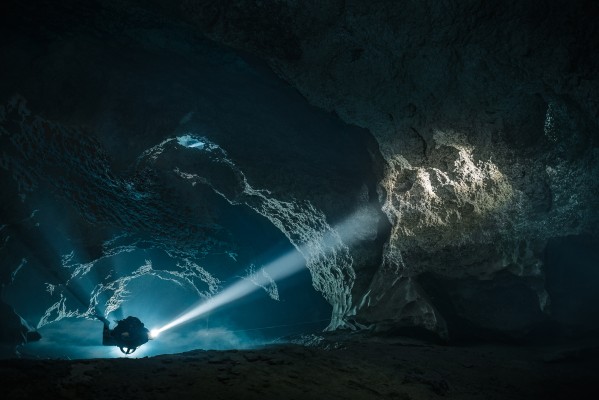 Extended Range Cave Diver